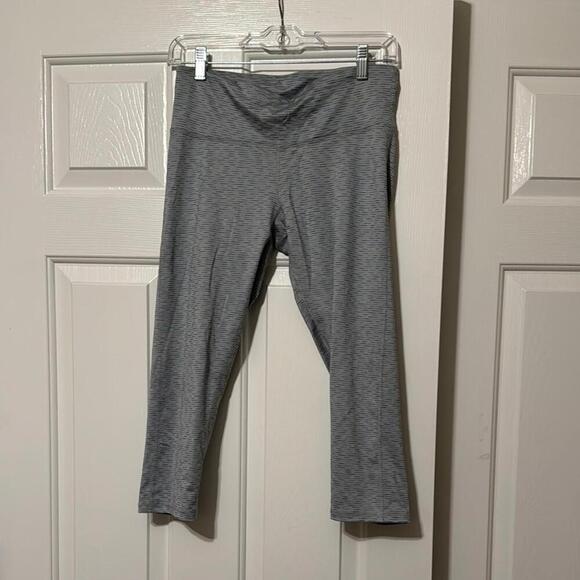 c9 by Champion Women's Gray Performance Leggings - Size M - Picture 1 of 3